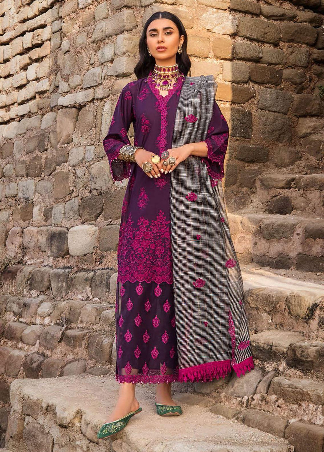 Zainab Chottani Embroidered Chikankari Suits Unstitched 3 Piece ZC22CK Humraaz 9B - Luxury Collection