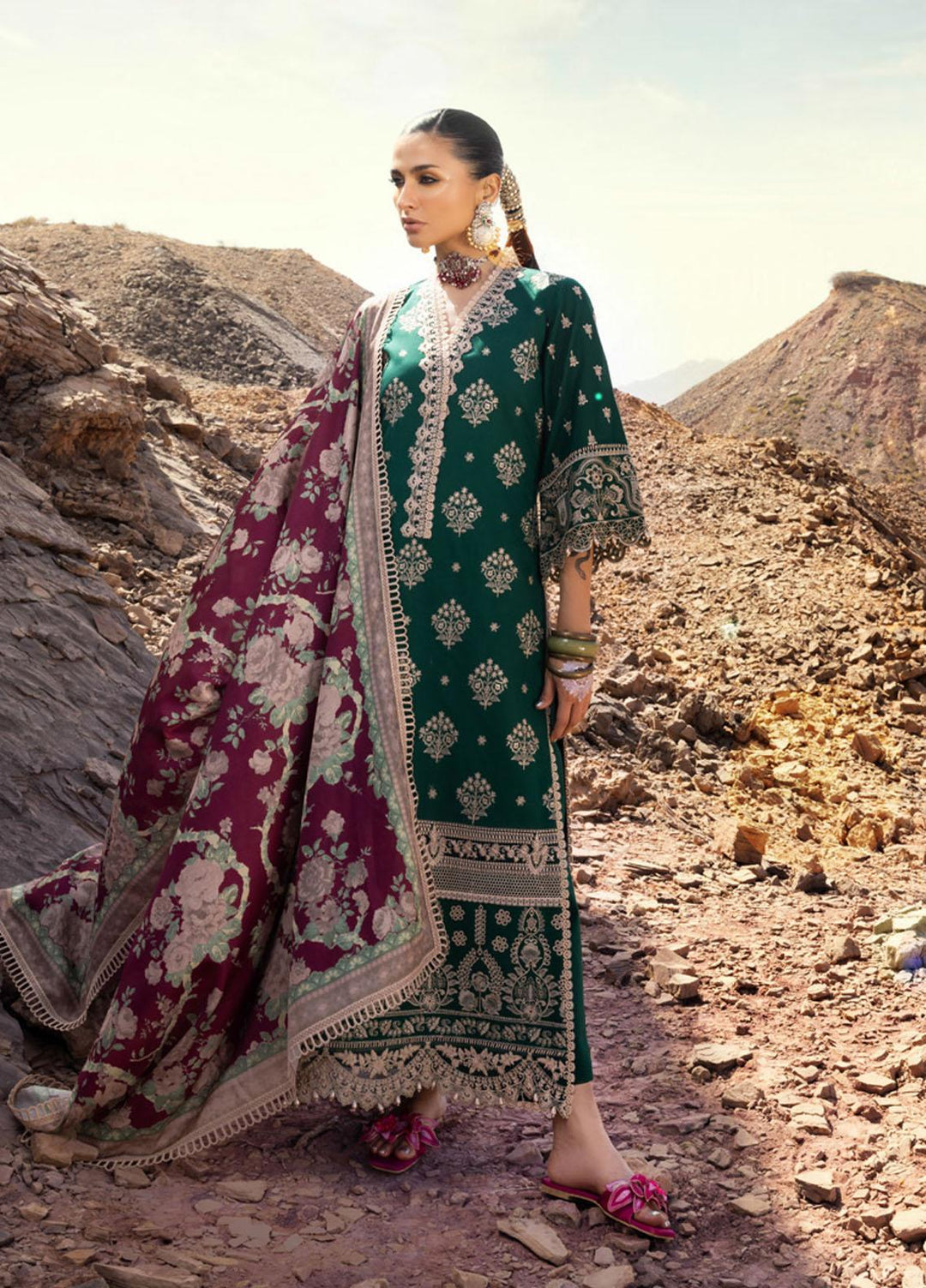 Zainab Chottani Embroidered Lawn Suits Unstitched 3 Piece ZARRA TUNN ZC23CHN 01-B - Luxury Lawn Collection