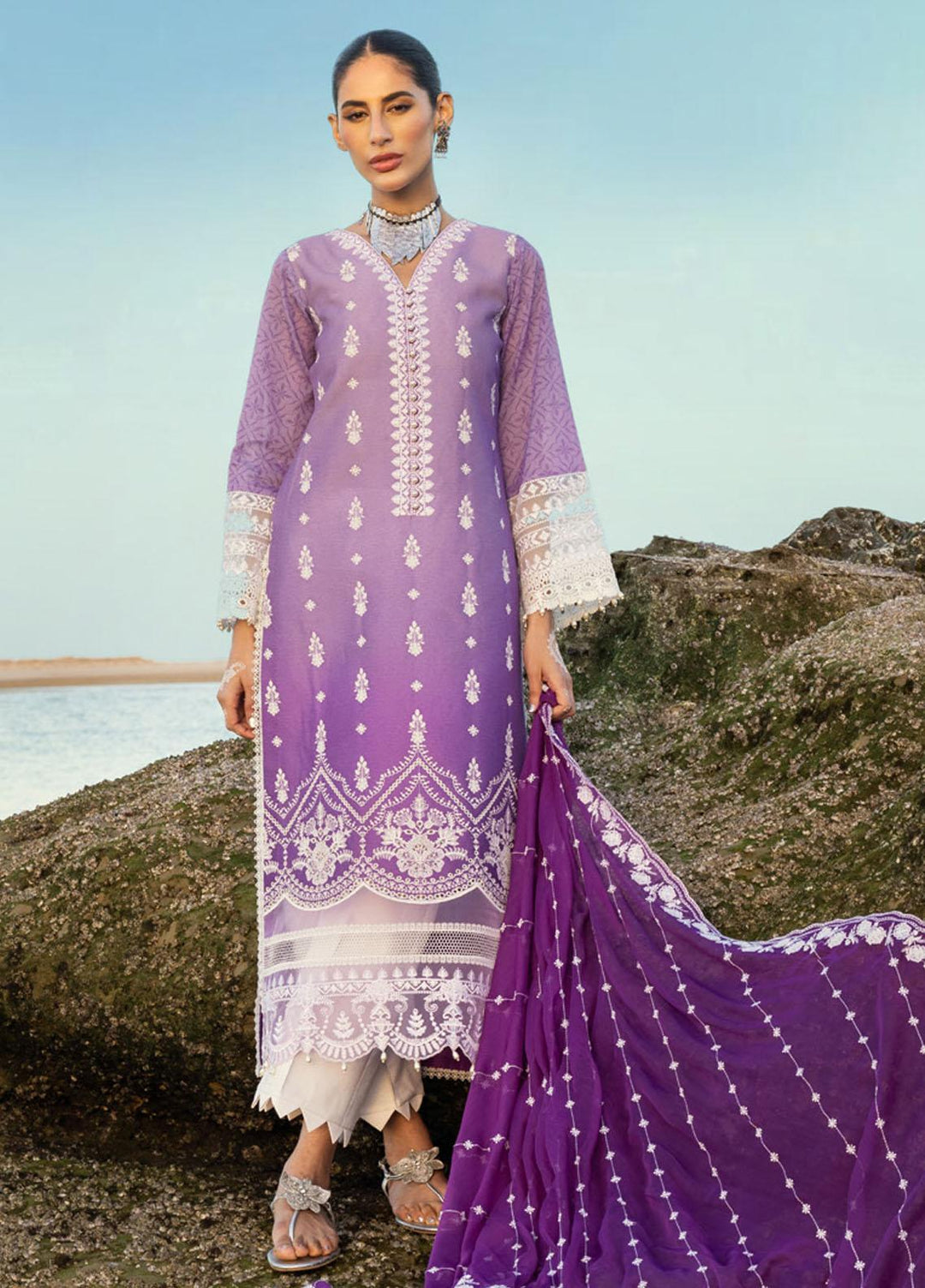 Zainab Chottani Embroidered Lawn Suits Unstitched 3 Piece AFSANA ZC23CHN 08-A - Luxury Lawn Collection