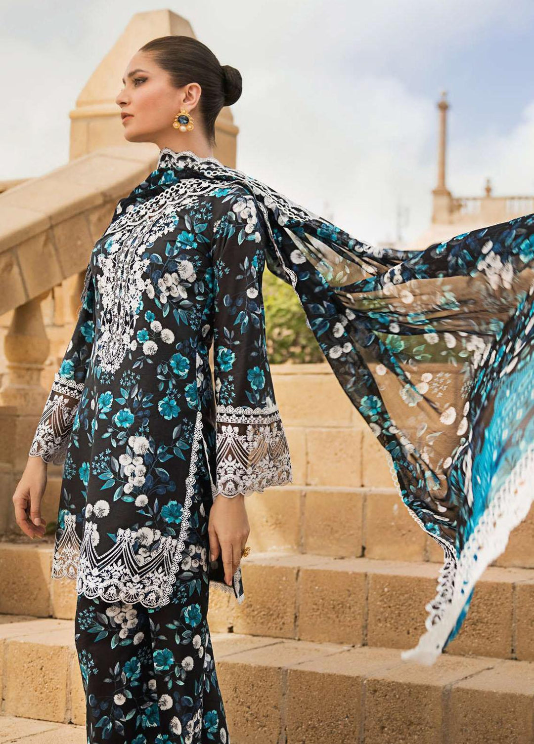 Zainab Chottani Embroidered Lawn Suits Unstitched 3 Piece ZC23L 4B - Luxury Collection