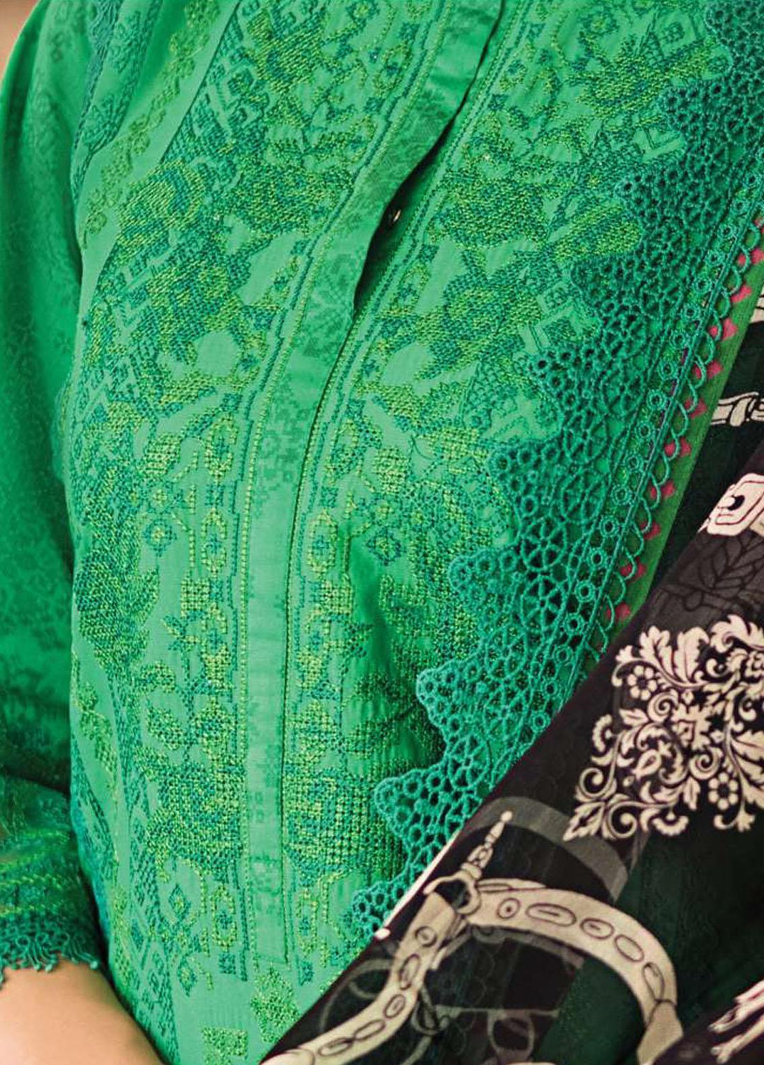 Zainab Chottani Embroidered Lawn Suits Unstitched 3 Piece ZC23L 7A - Luxury Collection