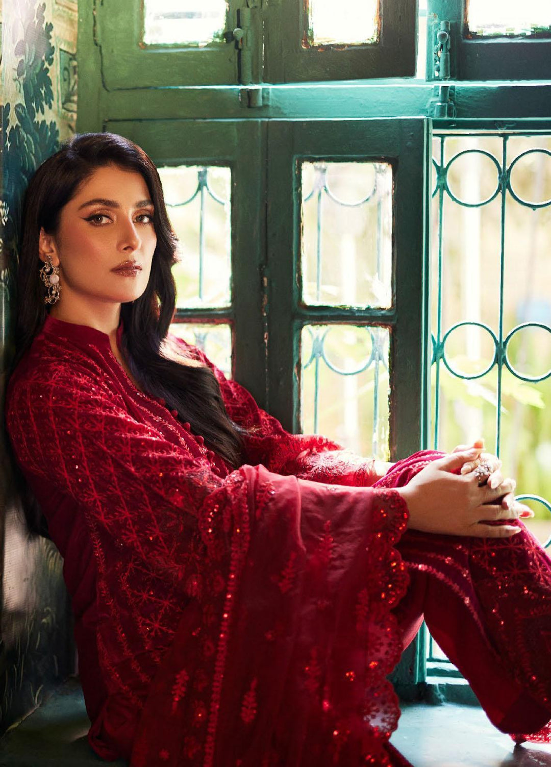 Zainab Chottani Embroidered Velvet Suits Unstitched 3 Piece ZC23UV D5 Surkh - Luxury Collection