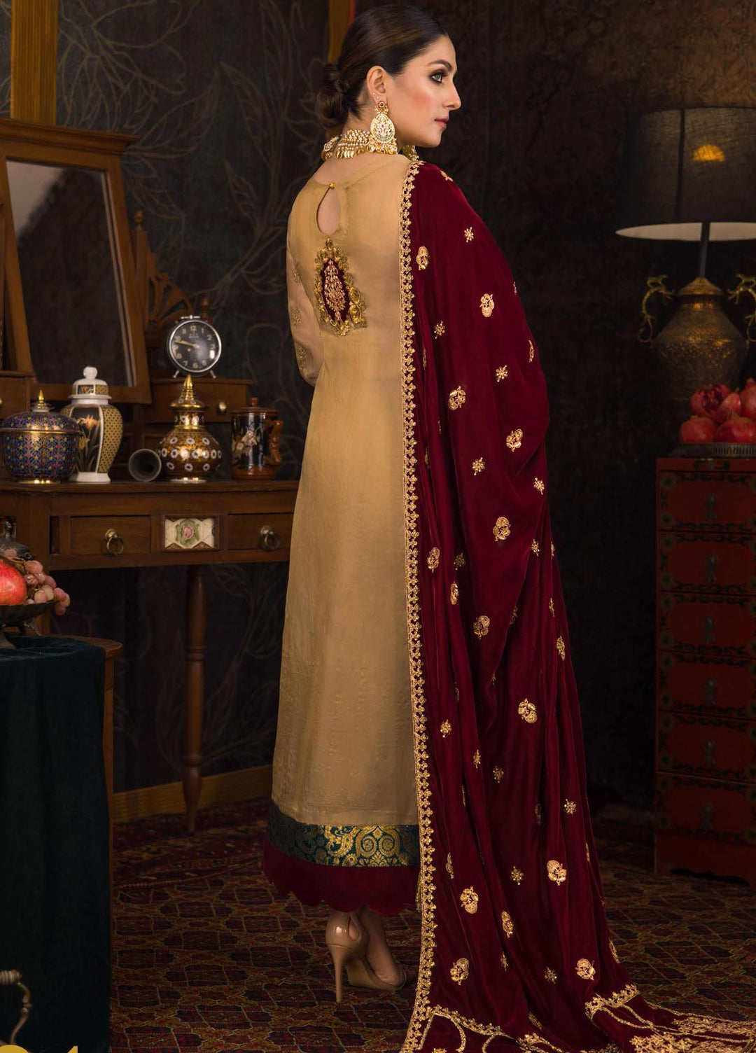 Zainab Chottani Embroidered Velvet Suits Unstitched 3 Piece ZC21FW 01 Jahan Ara - Winter Collection