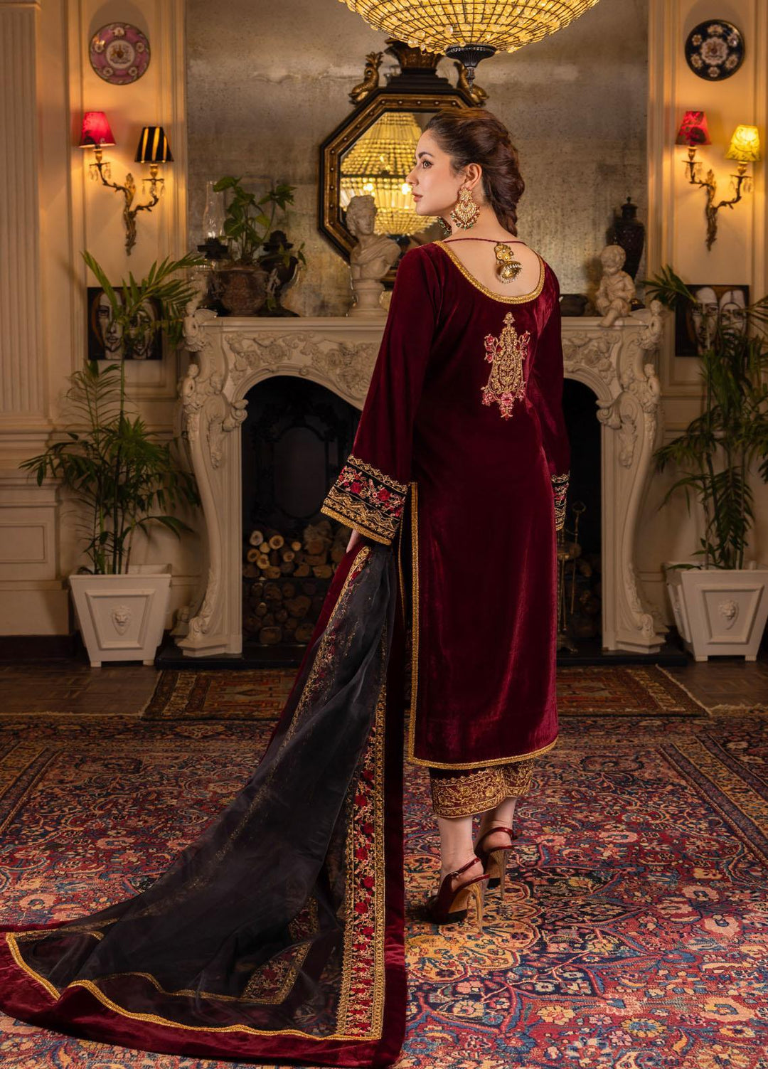 Zainab Chottani Embroidered Velvet Suits Unstitched 3 Piece ZC22V 04 Ameerah - Luxury Collection