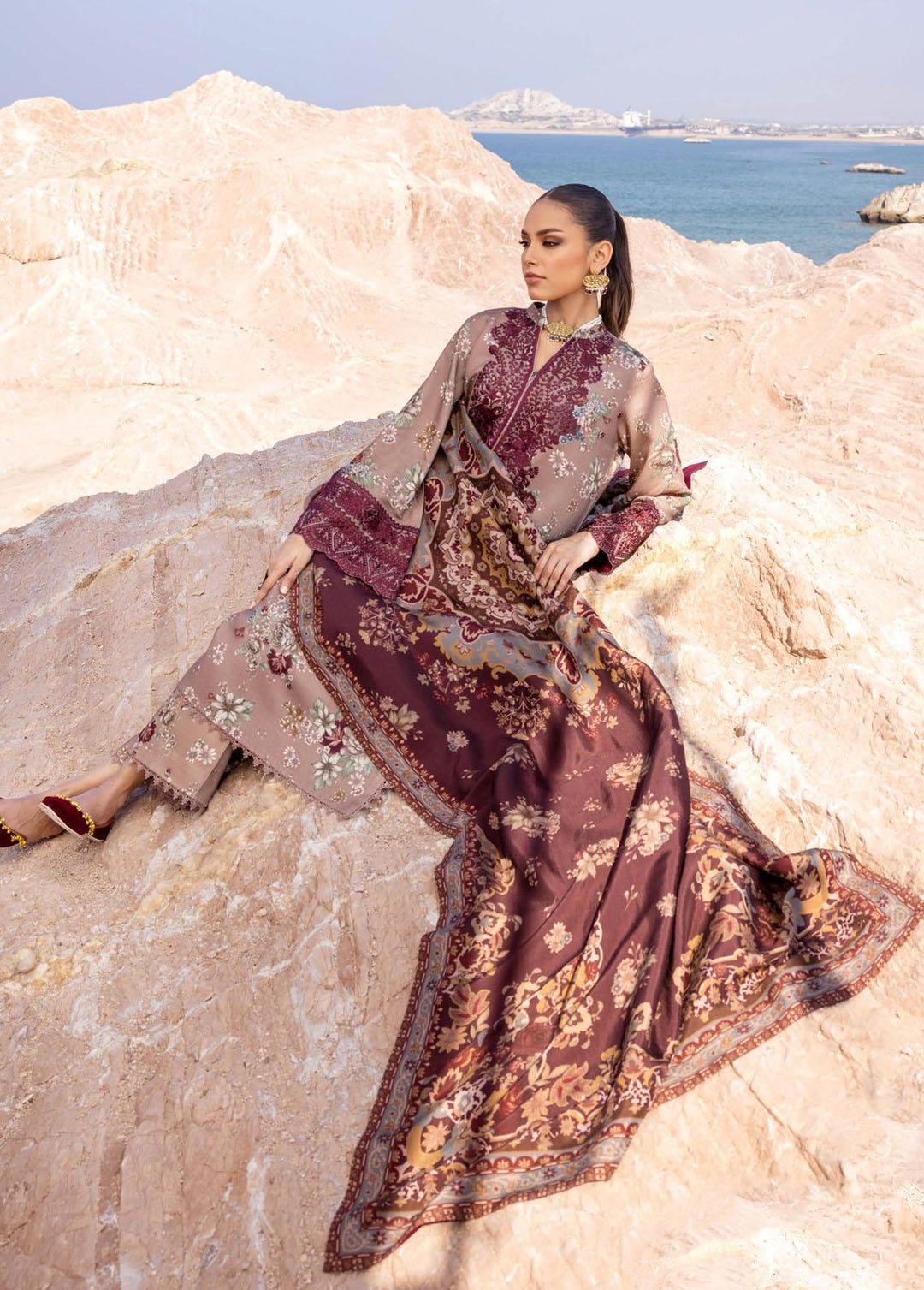 Zainab Chottani Embroidered Herringbone Suits Unstitched 3 Piece ZC23WS D1 Aks - Winter Collection