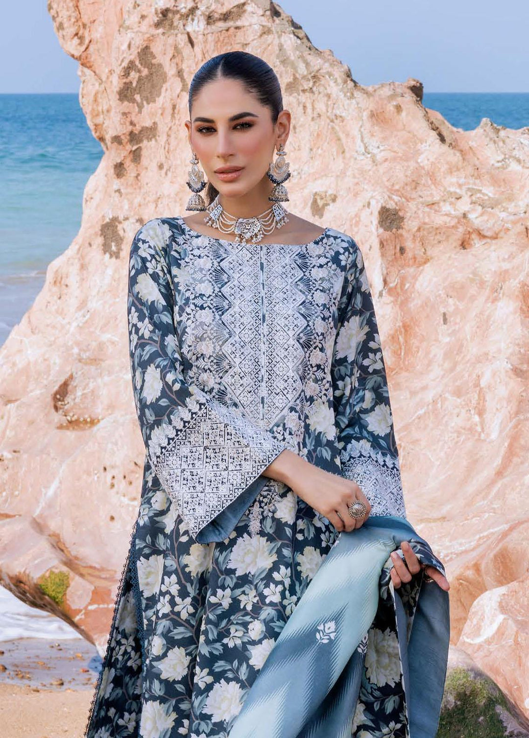 Zainab Chottani Embroidered Herringbone Suits Unstitched 3 Piece ZC23WS D2 Kinara - Winter Collection