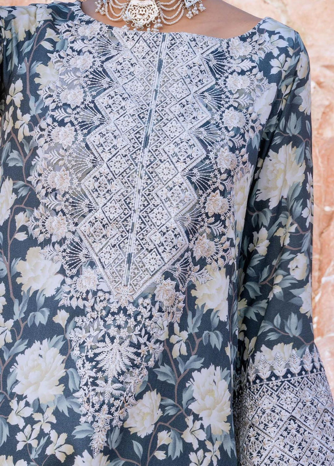 Zainab Chottani Embroidered Herringbone Suits Unstitched 3 Piece ZC23WS D2 Kinara - Winter Collection