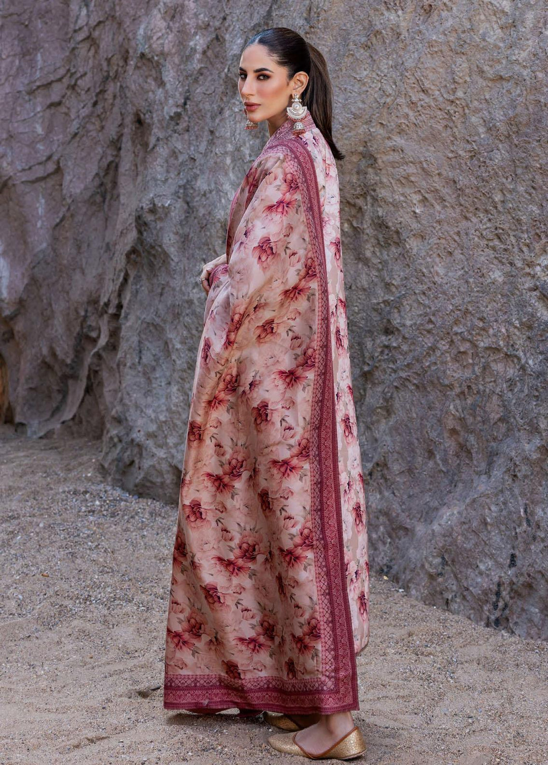 Zainab Chottani Embroidered Herringbone Suits Unstitched 3 Piece ZC23WS D5 Shyra - Winter Collection