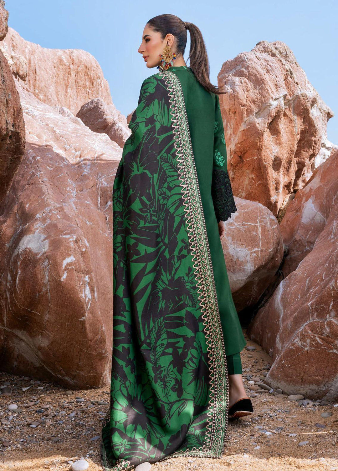 Zainab Chottani Embroidered Herringbone Suits Unstitched 3 Piece ZC23WS D8 Elif - Winter Collection