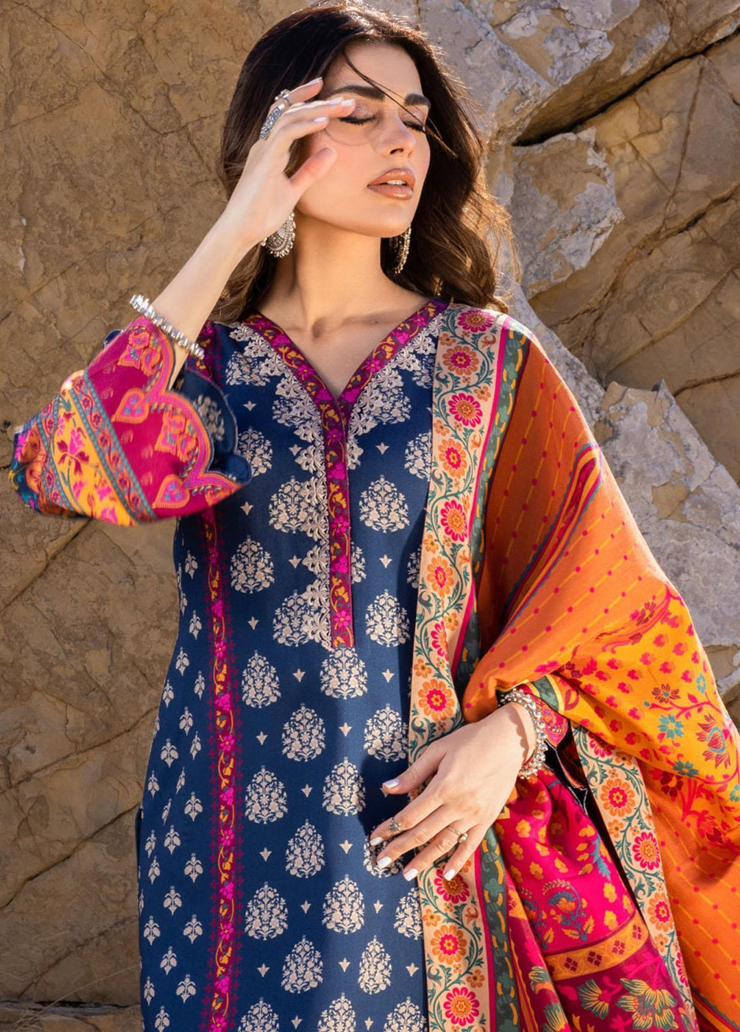 Zainab Chottani Embroidered  Suits Unstitched 3 Piece ZC22W 01 Sanem - Winter Collection