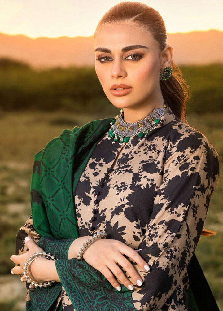 Zainab Chottani Embroidered  Suits Unstitched 3 Piece ZC22W 03 Gulnaaz - Winter Collection