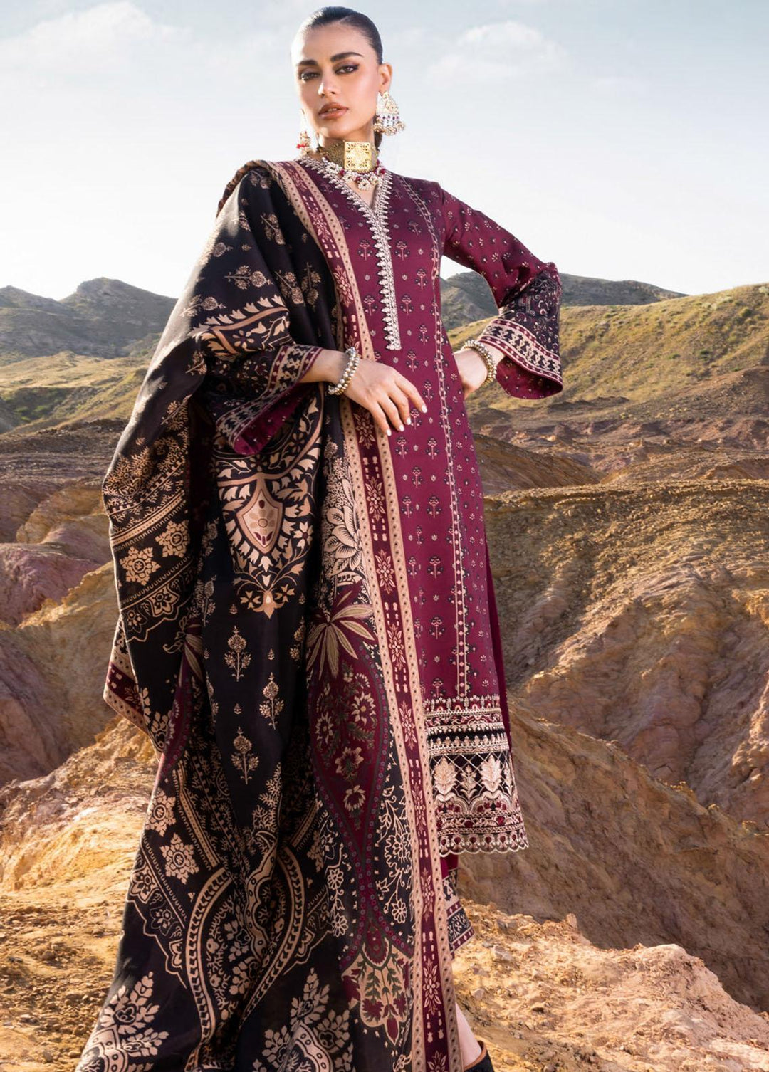 Zainab Chottani Embroidered  Suits Unstitched 3 Piece ZC22W 04 Yareen - Winter Collection