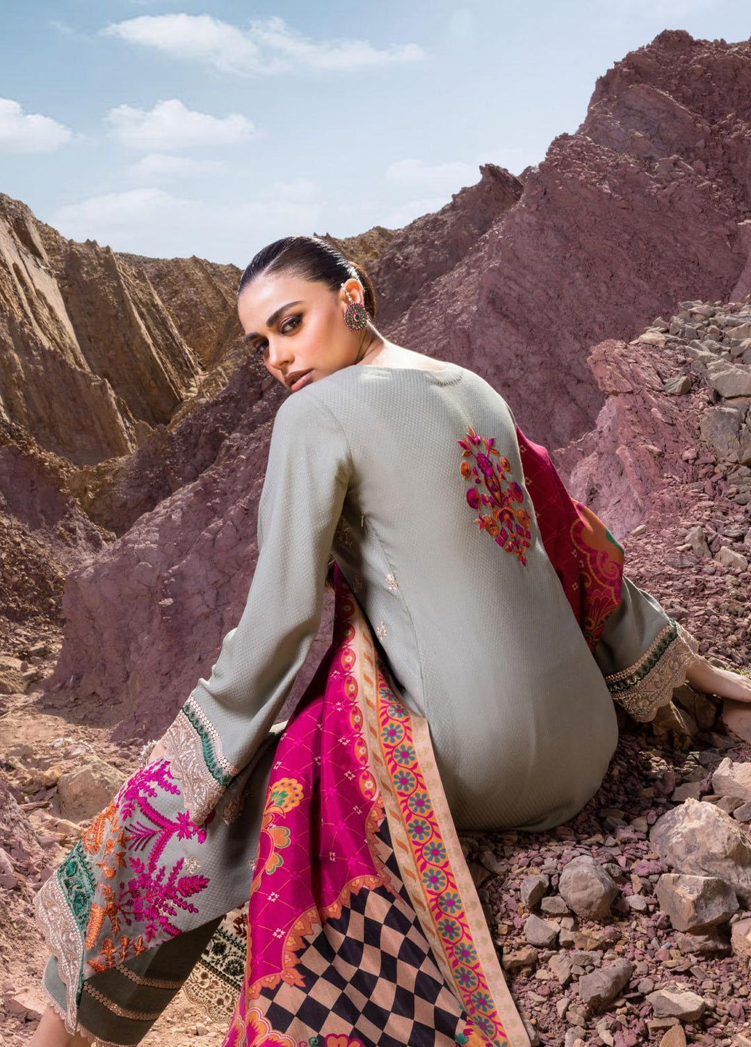 Zainab Chottani Embroidered  Suits Unstitched 3 Piece ZC22W 07 Hayat - Winter Collection