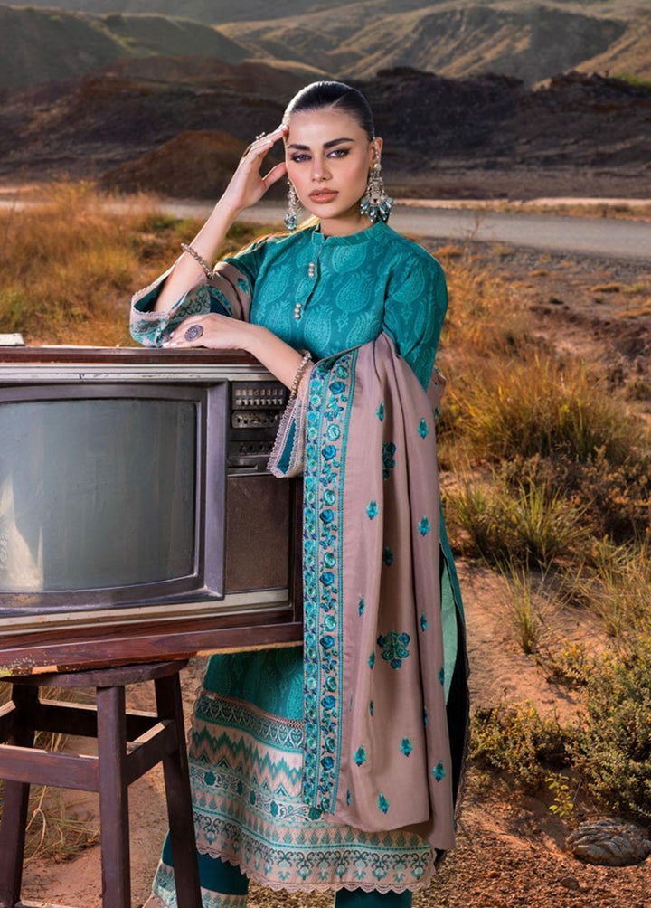 Zainab Chottani Embroidered  Suits Unstitched 3 Piece ZC22W 08 Parsa - Winter Collection