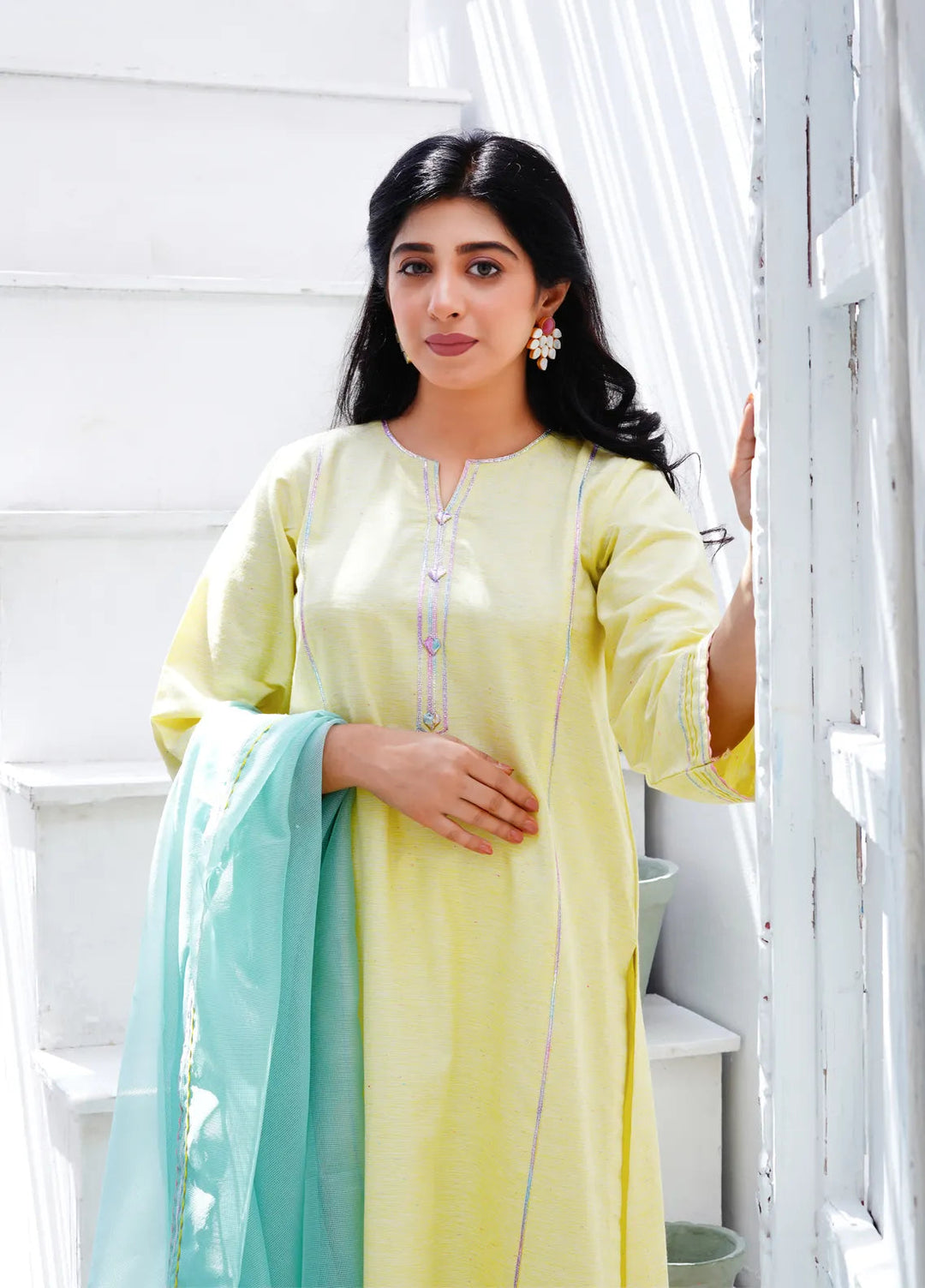 Zar Pret Embroidered Cotton Slub Shirt Daffodils