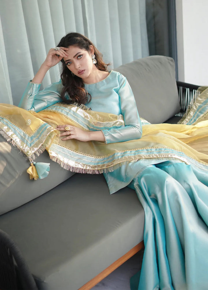Zar Pret Embroidered Tissue 3 Piece Suit Kaif