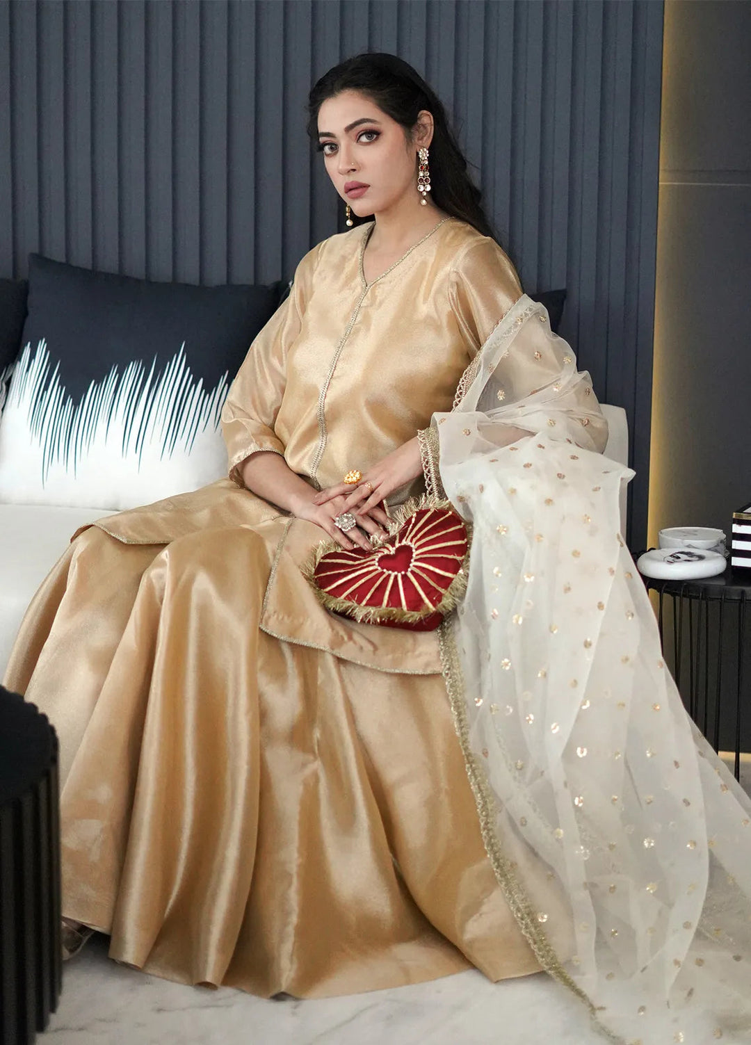 Zar Pret Embroidered Tissue 3 Piece Suit Nazm