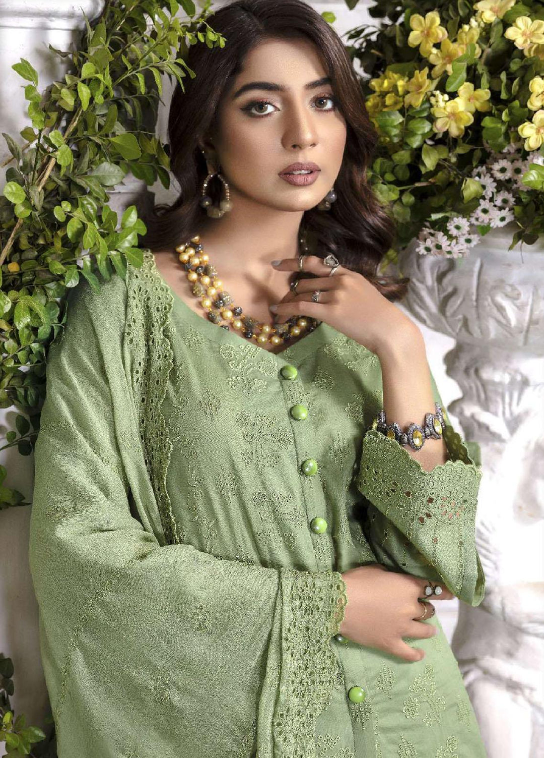 Zara Ali by Magns Textiles Embroidered Chikankari Suits Unstitched 3 Piece ZRA22LC ZA-102 - Summer Collection
