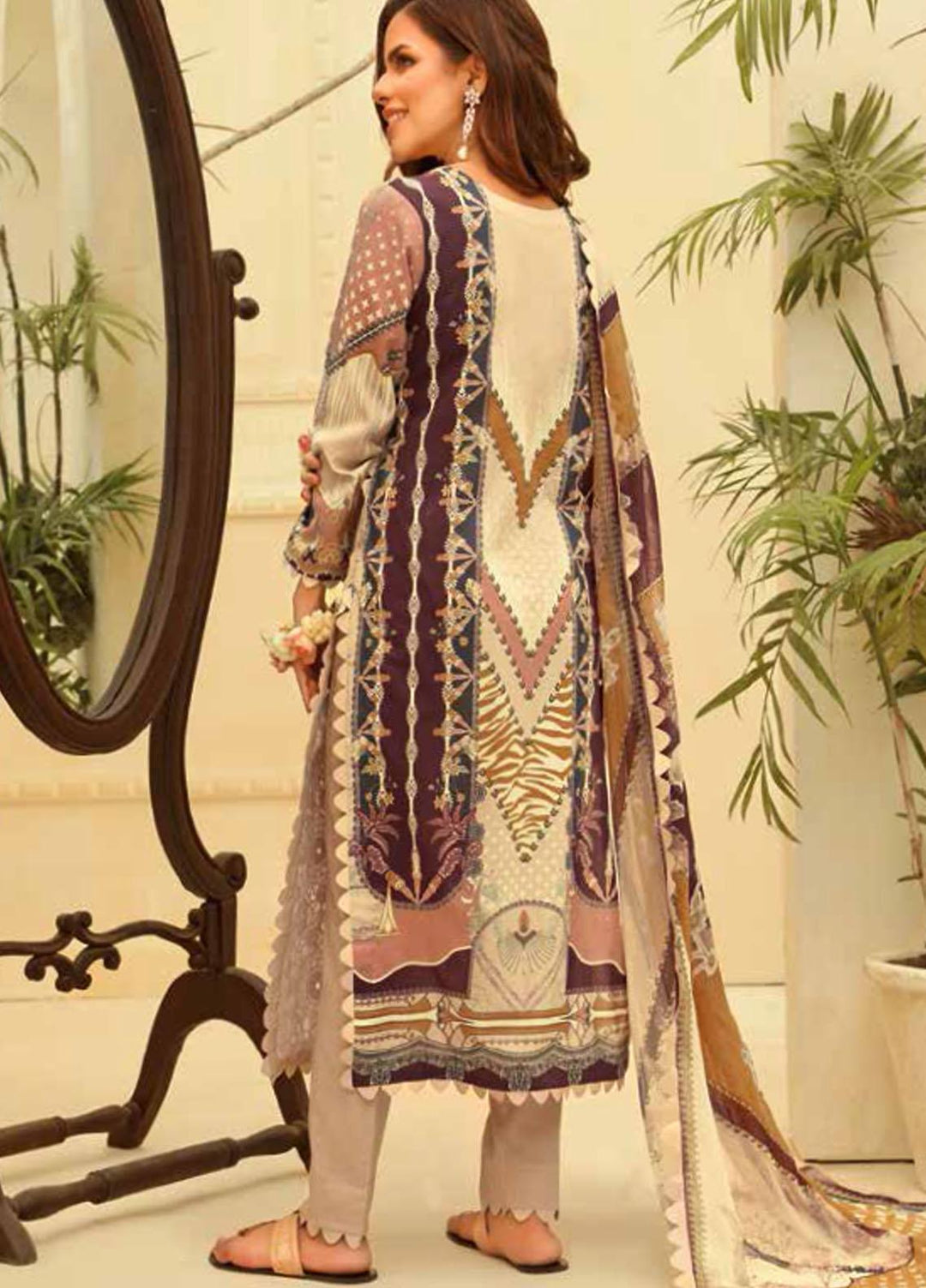 Zara Ali by Magns Textiles Embroidered Lawn Suits Unstitched 3 Piece ZRA21L 04 - Luxury Collection