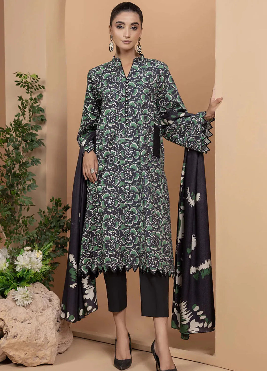 Zara By Humdum Printed Khaddar Suit Unstitched 3 Piece HD24ZK D-04 - Winter Collection