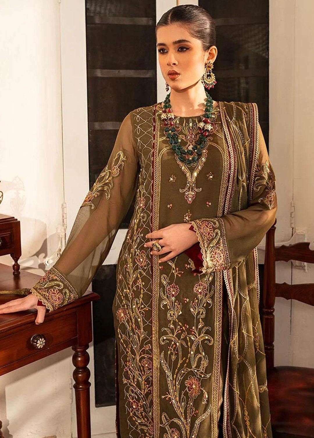 Zara By Shurooq Embroidered Chiffon Suits Unstitched 4 Piece SHQ23Z Jannnat - Premium Collection