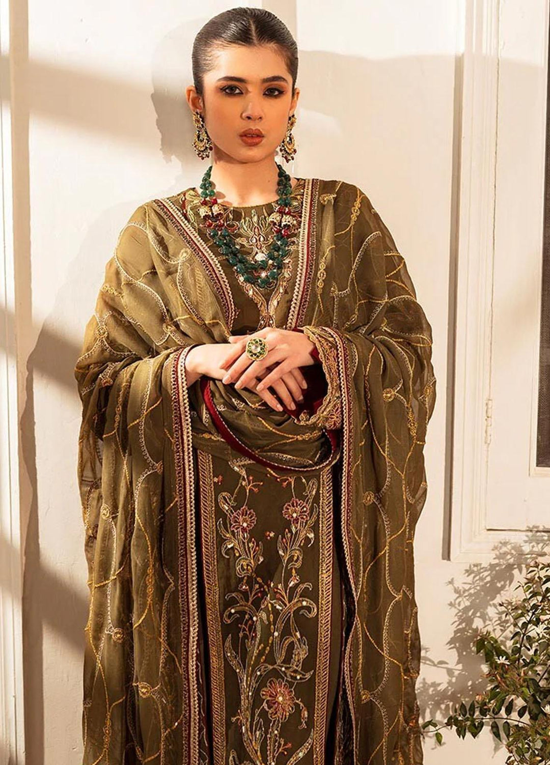 Zara By Shurooq Embroidered Chiffon Suits Unstitched 4 Piece SHQ23Z Jannnat - Premium Collection