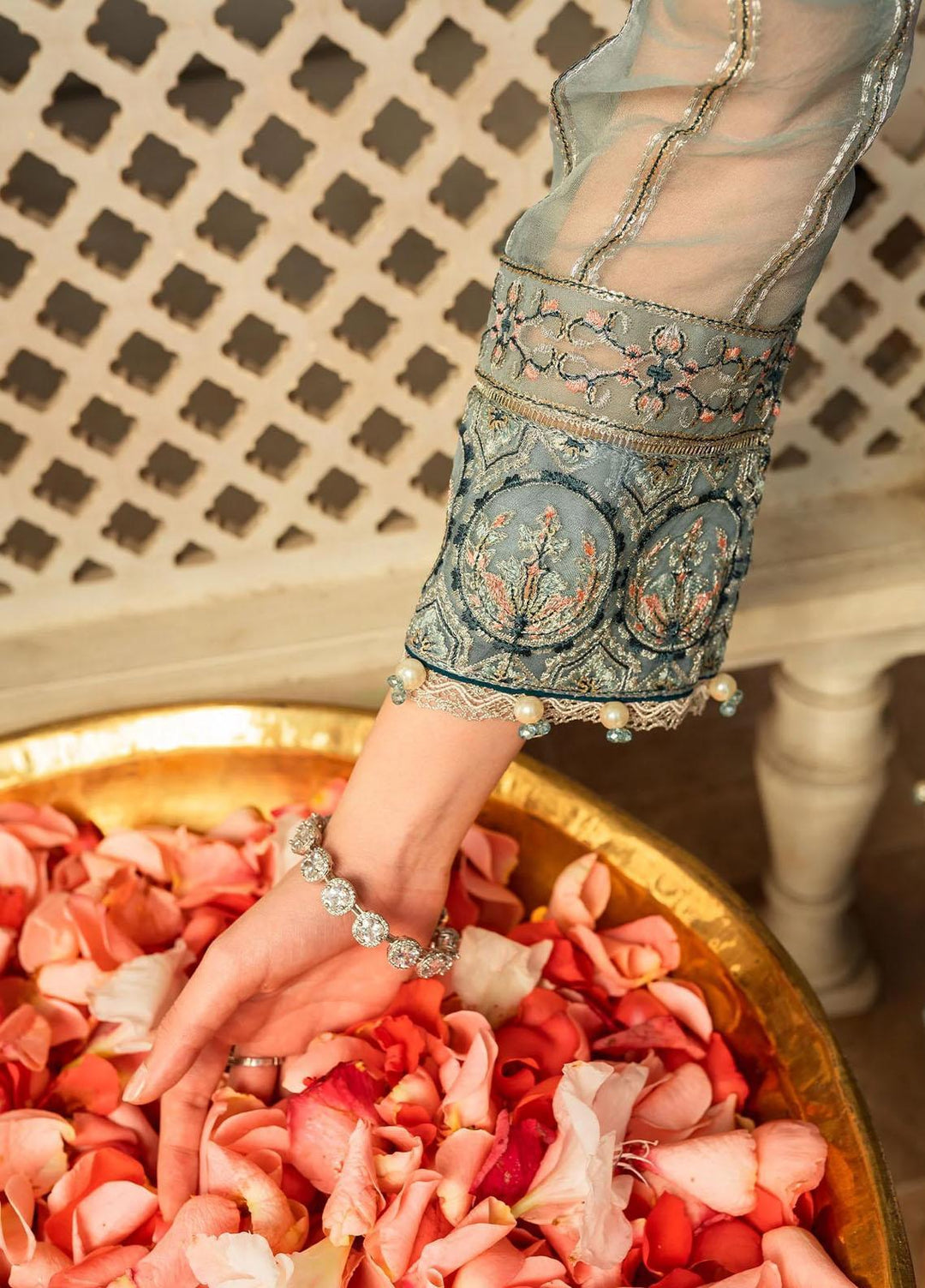 Zara By Shurooq Embroidered Organza Suits Unstitched 4 Piece SHQ23Z Neelum - Premium Collection