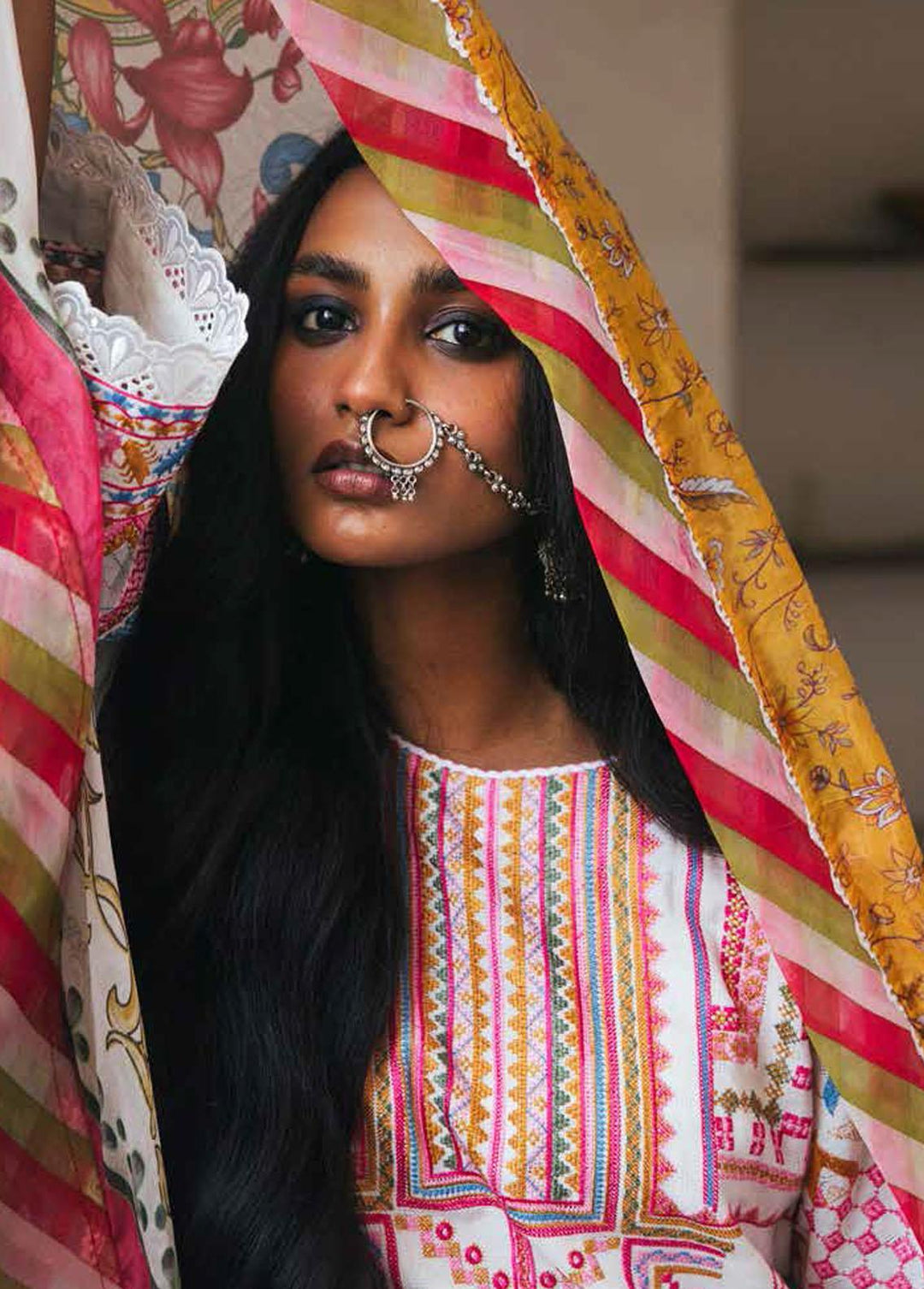 Zara Shahjahan Embroidered Lawn Suits Unstitched 3 Piece ZSJ22E Chandi B - Luxury Collection