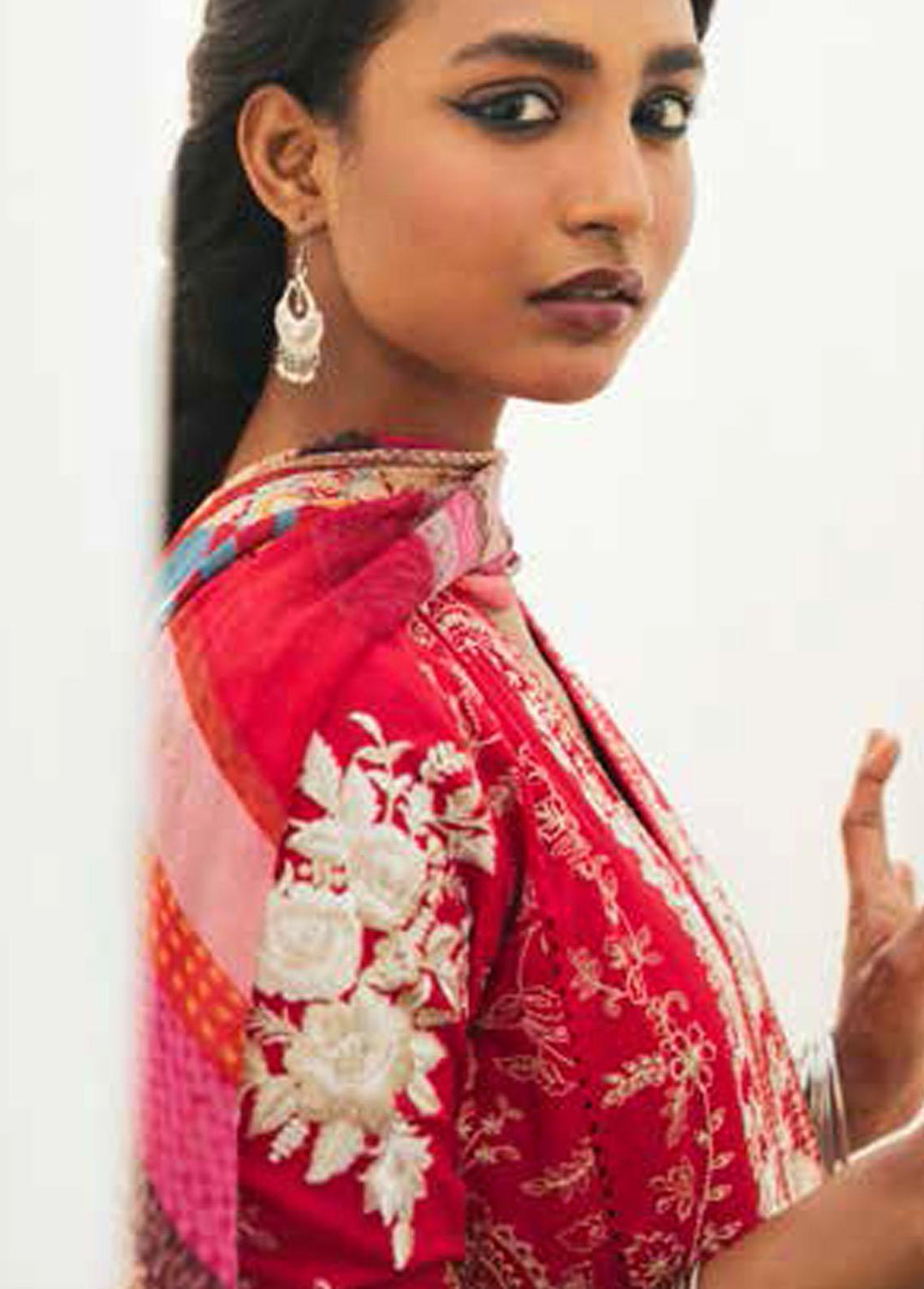 Zara Shahjahan Embroidered Lawn Suits Unstitched 3 Piece ZSJ22E Gulaab B - Luxury Collection