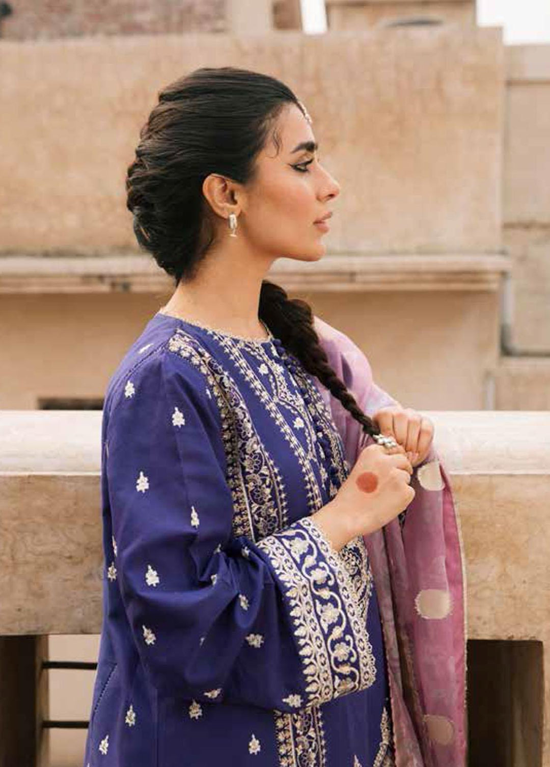 Zara Shahjahan Embroidered Lawn Suits Unstitched 3 Piece ZSJ22E Naaz B - Luxury Collection