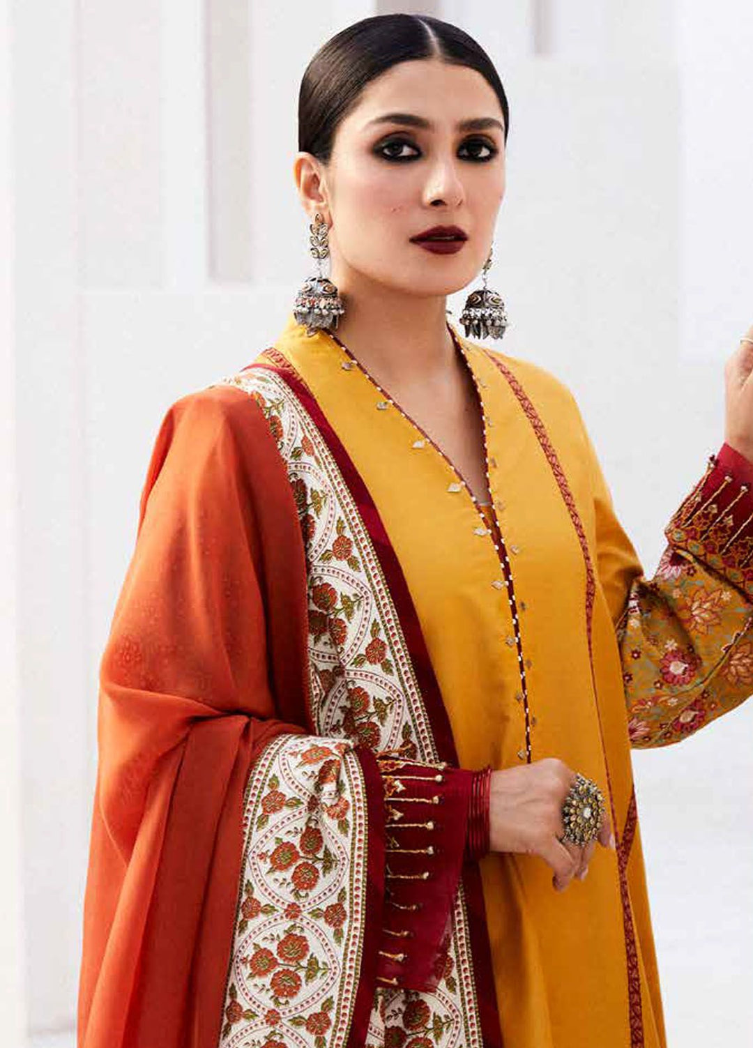 Zara Shahjahan Embroidered Jacquard Suits Unstitched 3 Piece ZS24SS D-10A Sandal - Summer Collection