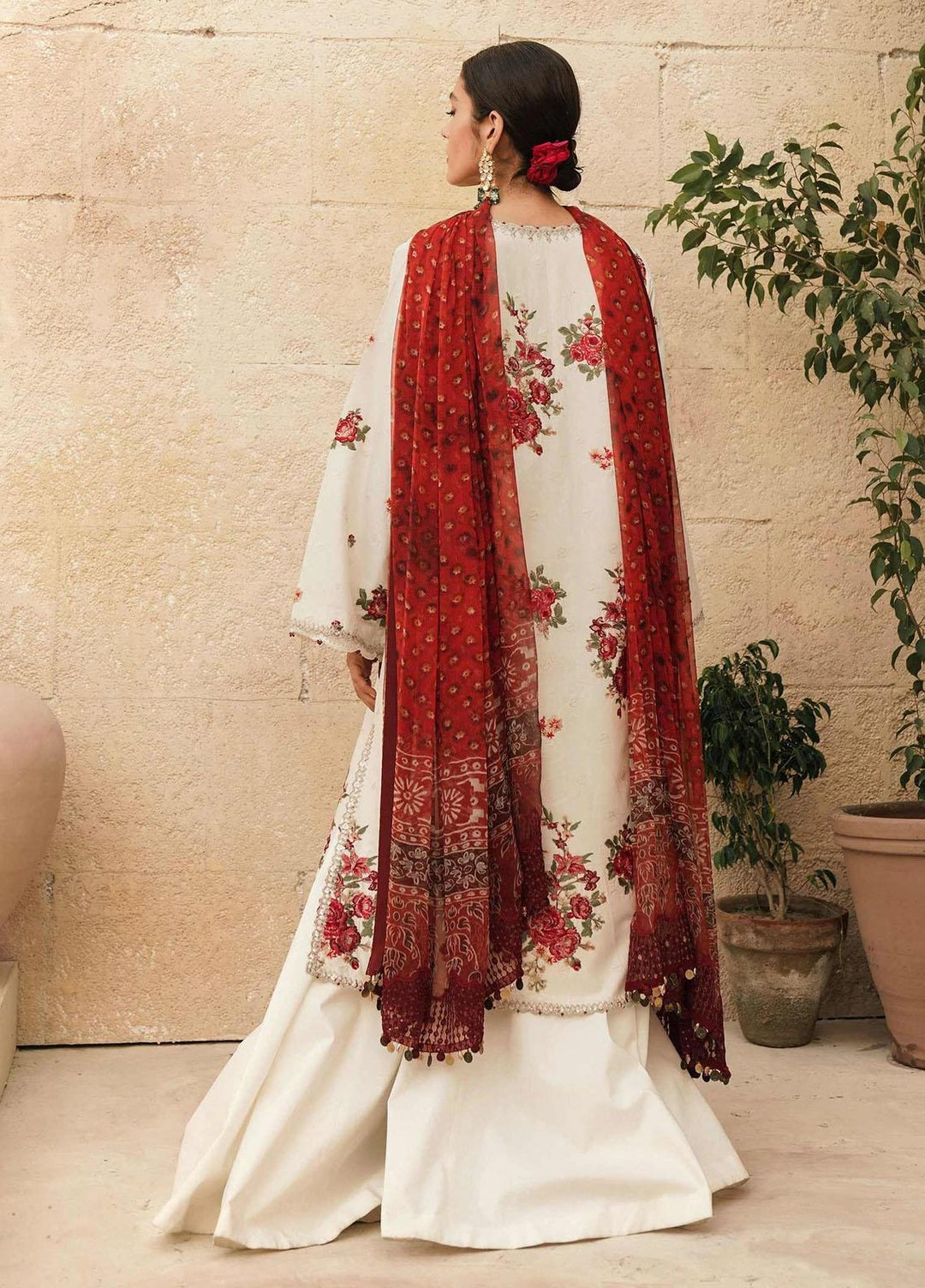 Zara Shahjahan Embroidered Lawn Suits Unstitched 3 Piece ZS22L GUL - Luxury Collection