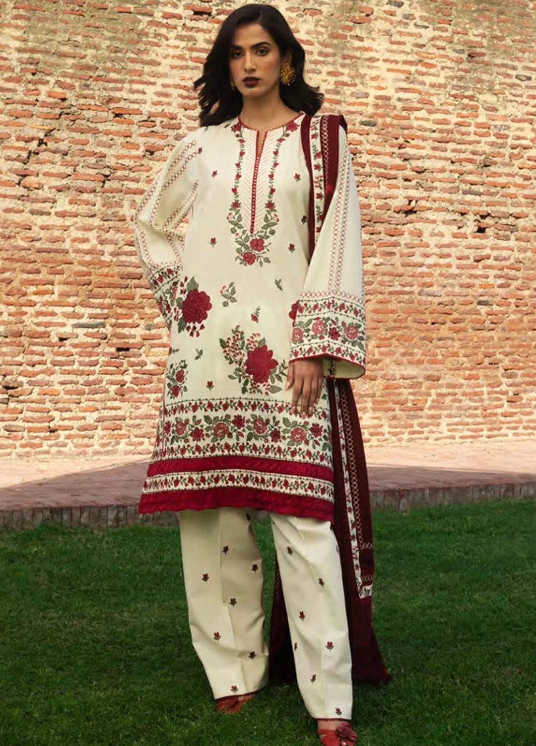 Minor Defect - Zara Shahjahan Embroidered Suit Unstitched 3 Piece ZS24UW D-01 Farideh - Winter Collection