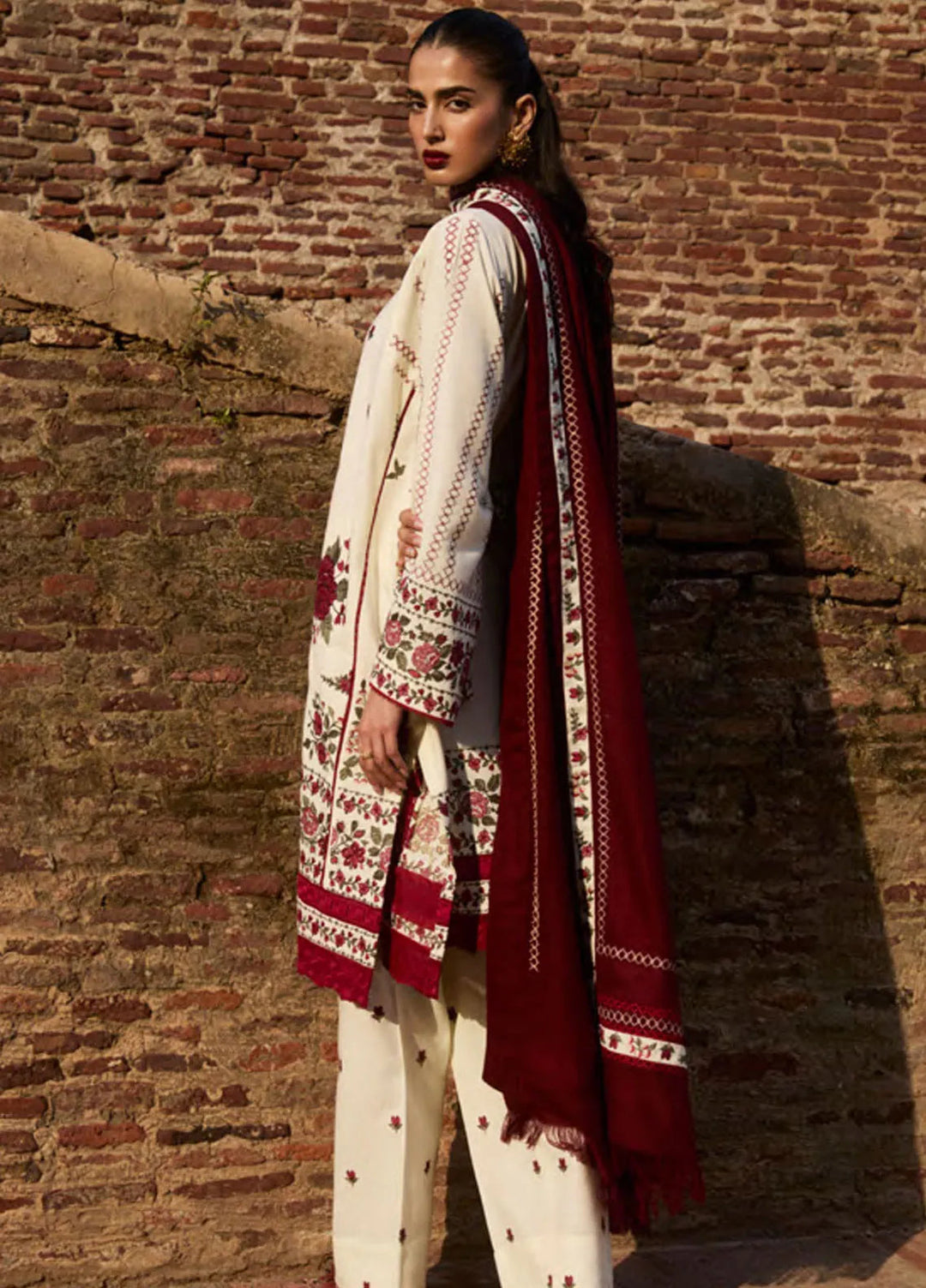 Minor Defect - Zara Shahjahan Embroidered Suit Unstitched 3 Piece ZS24UW D-01 Farideh - Winter Collection