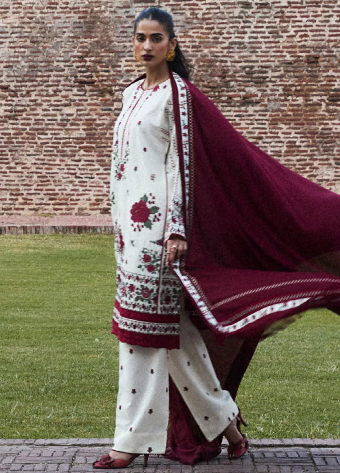 Minor Defect - Zara Shahjahan Embroidered Suit Unstitched 3 Piece ZS24UW D-01 Farideh - Winter Collection