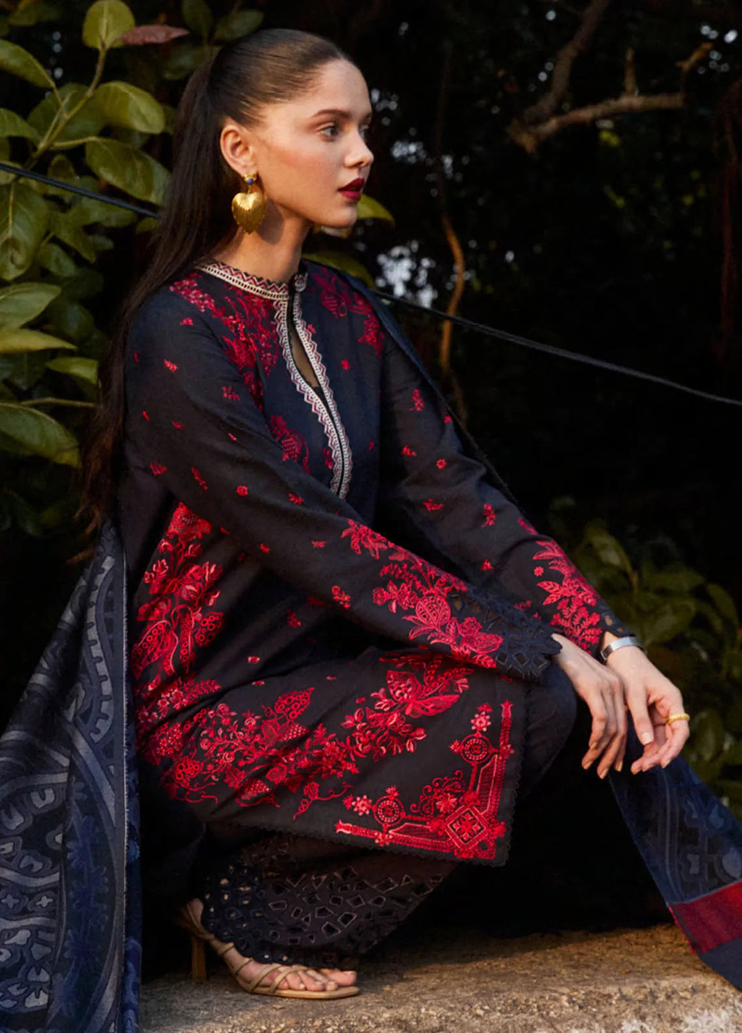 Zara Shahjahan Embroidered Suit Unstitched 3 Piece ZS24UW D-02 Darya - Winter Collection