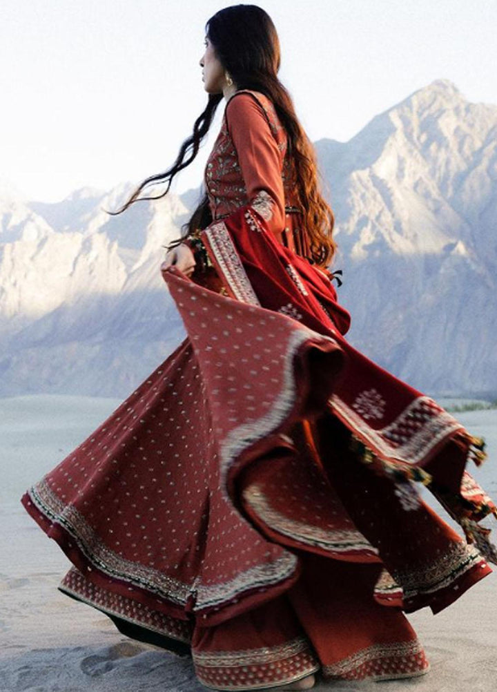 Zara Shahjahan Embroidered Twill Suits Unstitched 3 Piece ZS23WL D4 - Winter Luxury Collection