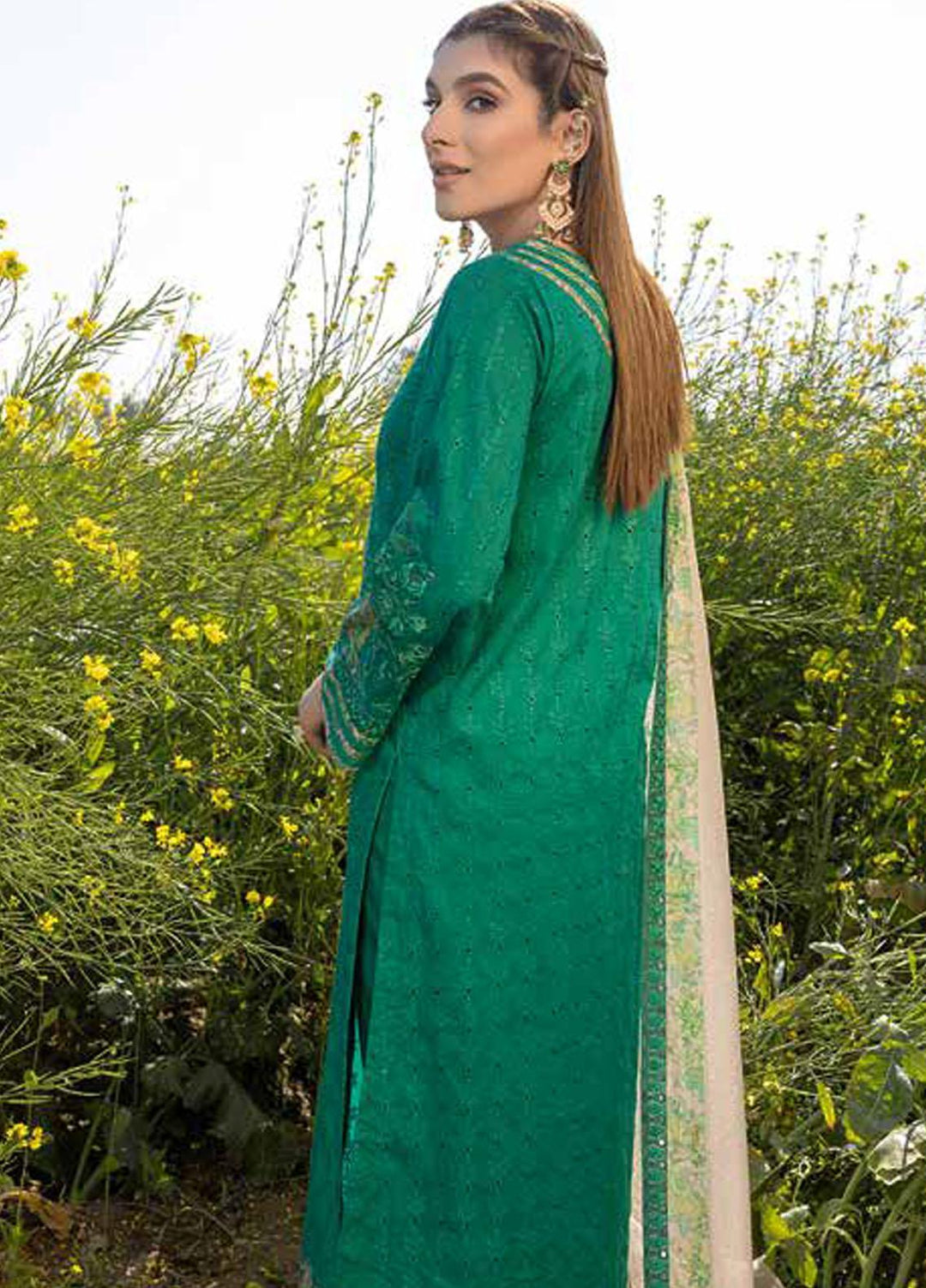 Zard By Charizma Embroidered Lawn Suits Unstitched 3 Piece CRZ23Z CCK-06 - Summer Collection