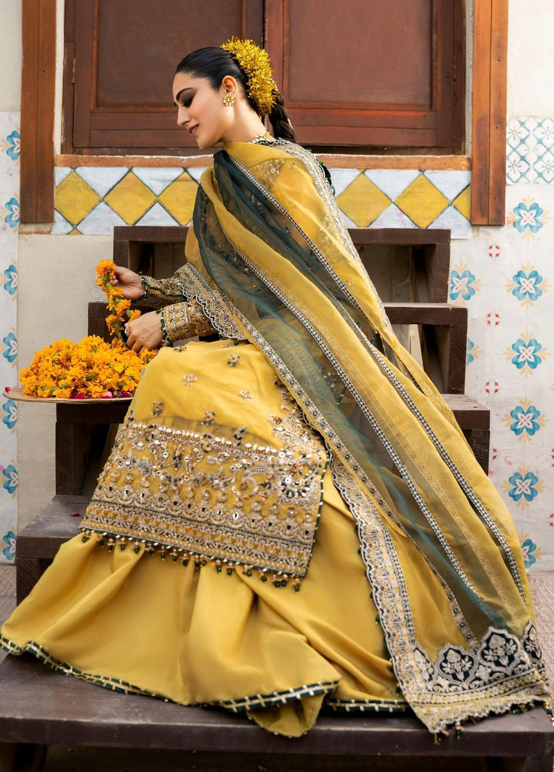 Zarin By Eleshia Embroidered Organza Suits Unstitched 3 Piece ELS23ZN D-05 Oriana - Wedding Collection