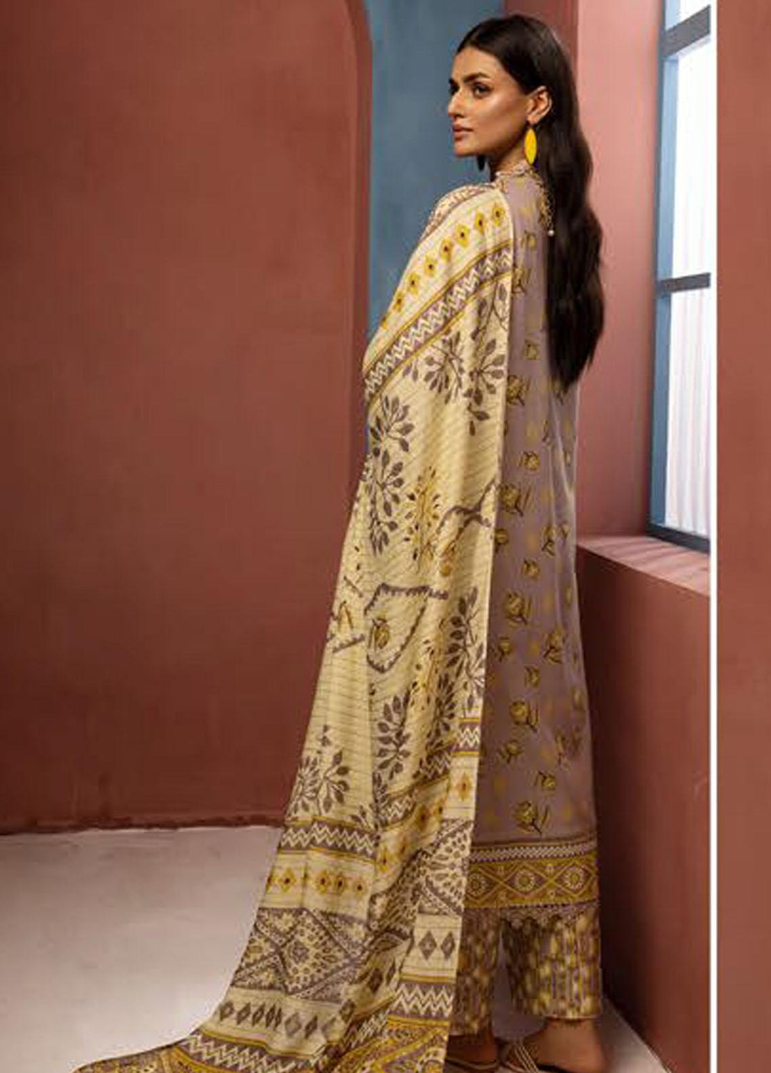 Zarki's By Riaz Arts Printed Khaddar Suits Unstitched 3 Piece RA23ZK D-10 - Winter Collection