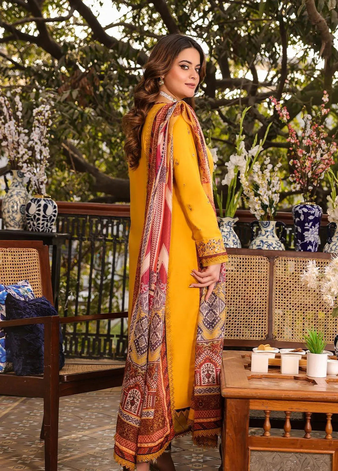 Zarq Barq By Asim Jofa Embroidered Cambric Unstitched Suit 3 Piece AJ23ZB AJZB-01 - Eid Collection