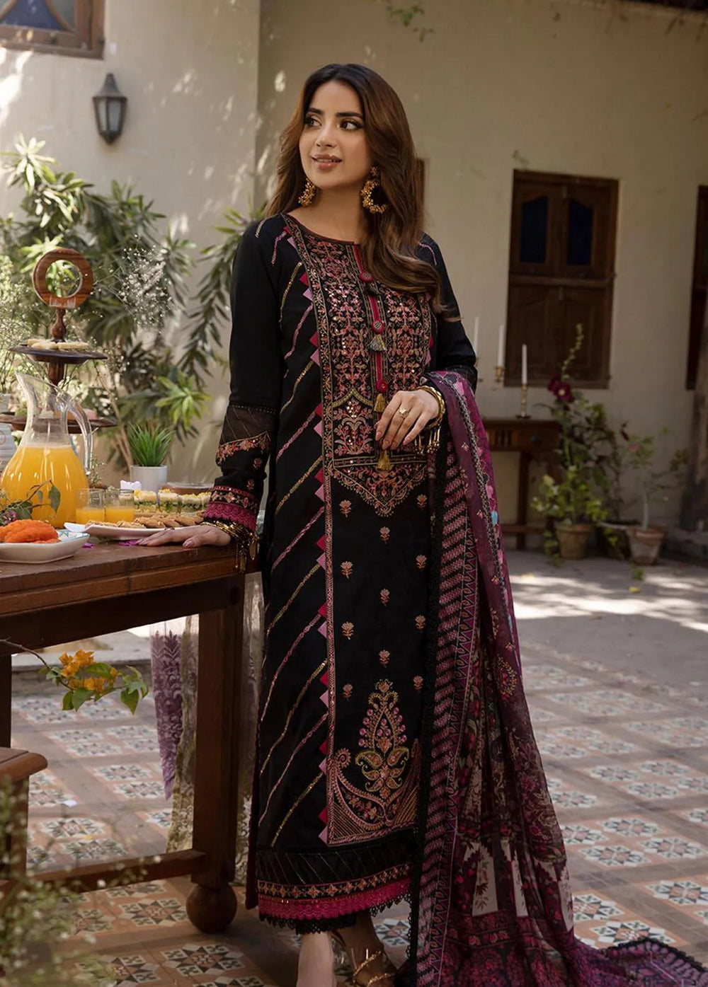 Zarq Barq By Asim Jofa Embroidered Cambric Unstitched Suit 3 Piece AJ23ZB AJZB-18 - Eid Collection