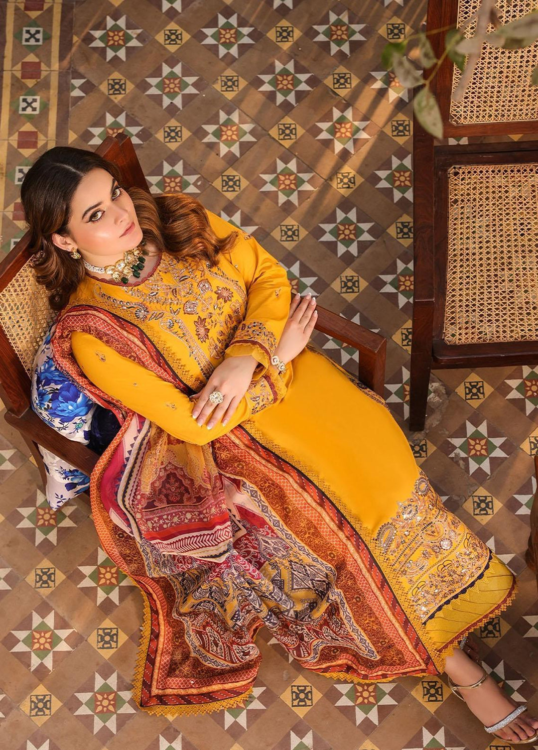 Zarq Barq By Asim Jofa Embroidered Cambric Suits Unstitched 3 Piece AJ23ZB AJZB-01 - Eid Collection