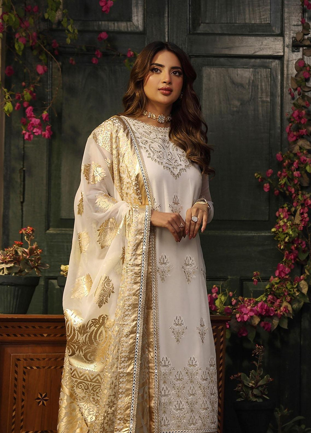 Zarq Barq By Asim Jofa Embroidered Chiffon Suits Unstitched 3 Piece AJ23ZB AJZB-12 - Eid Collection