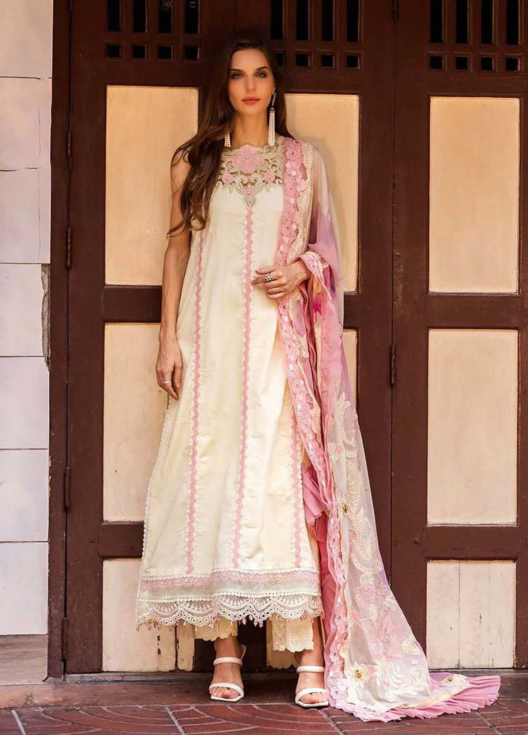 Zarqash Embroidered Lawn Suit Unstitched 3 Piece ZRQ25LL ZQLU 009 Layla - Summer Collection