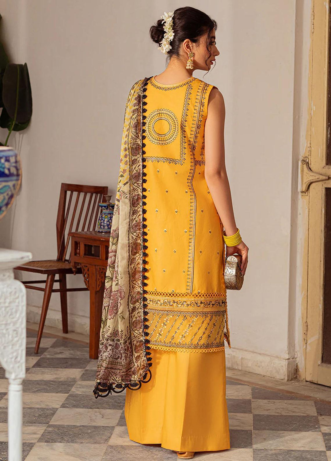 Tresor Luxe By Zarqash Embroidered Lawn Suits Unstitched 3 Piece ZRQ23T ZQ 10B - Luxury Collection