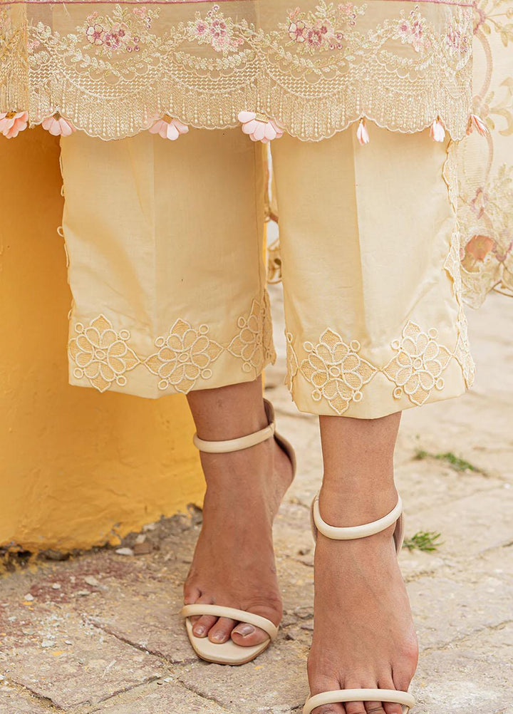 Tresor Luxe By Zarqash Embroidered Lawn Suits Unstitched 3 Piece ZRQ23T ZQ 11A - Luxury Collection