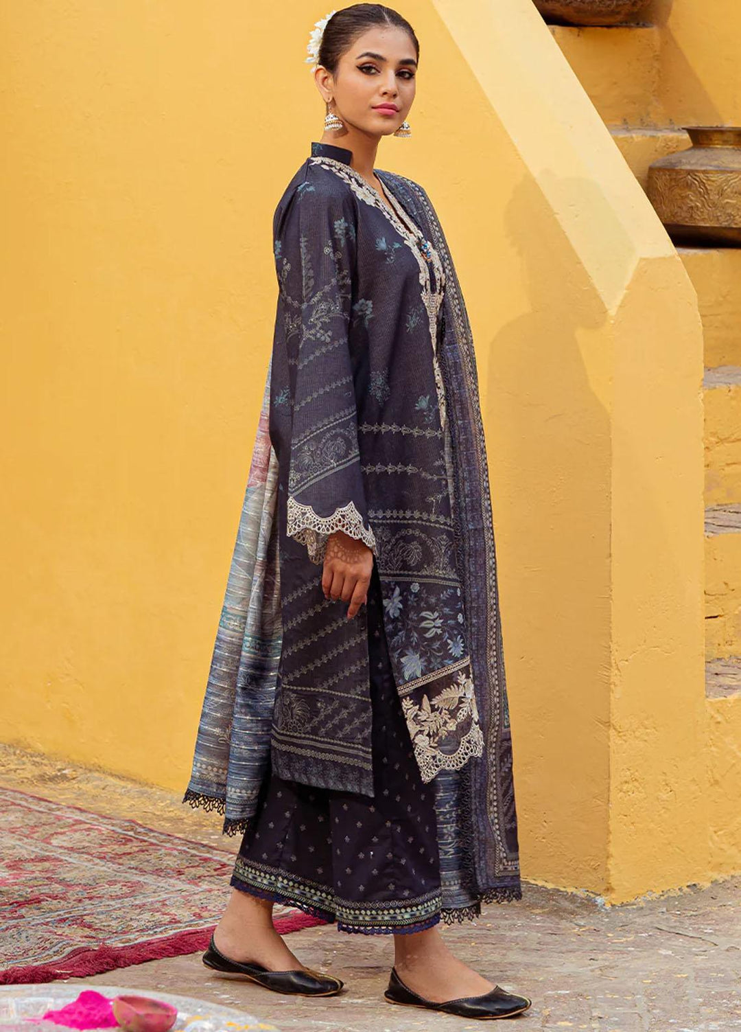 Tresor Luxe By Zarqash Embroidered Lawn Suits Unstitched 3 Piece ZRQ23T ZQ 5B - Luxury Collection