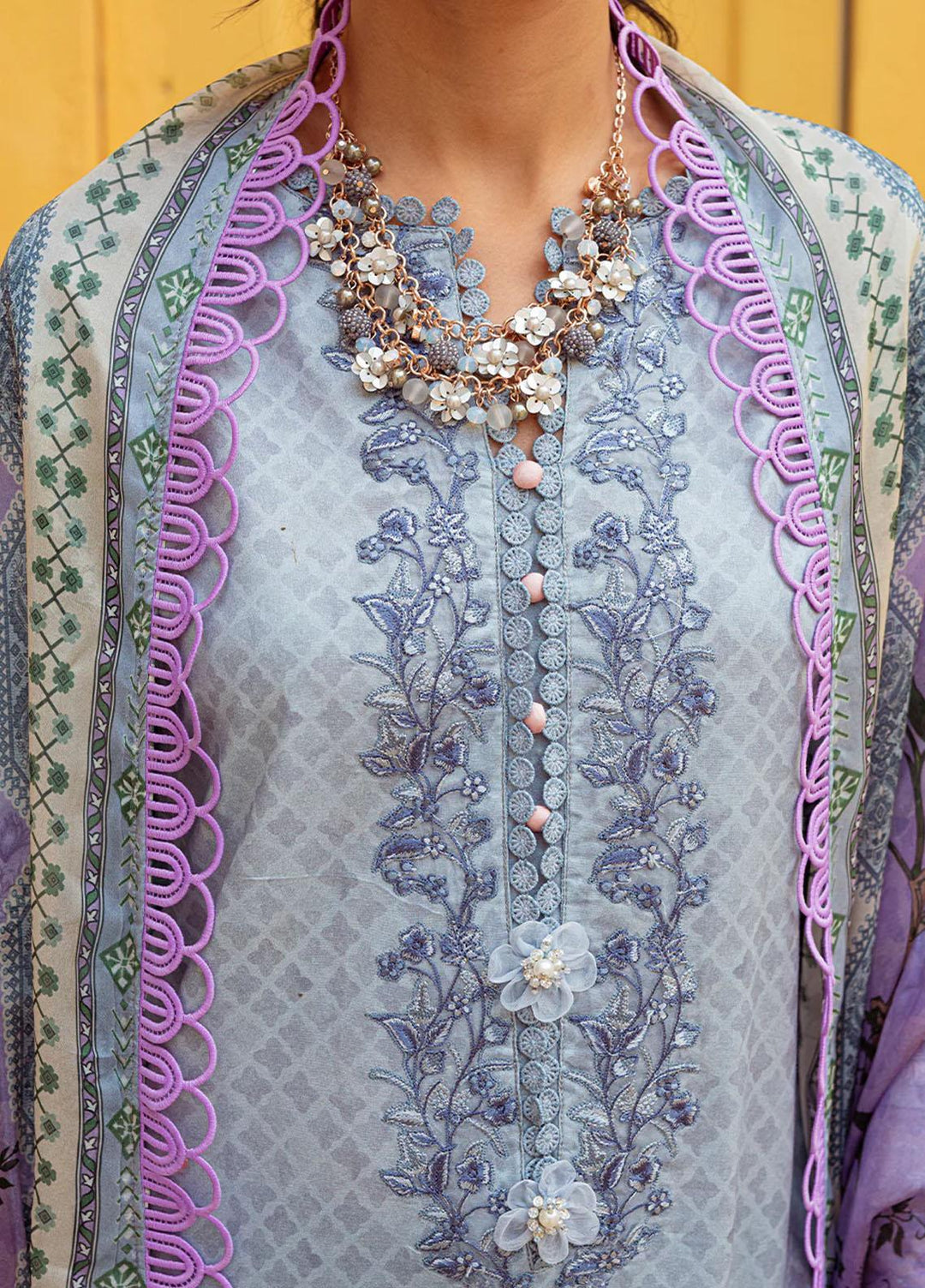 Tresor Luxe By Zarqash Embroidered Lawn Suits Unstitched 3 Piece ZRQ23T ZQ 8B - Luxury Collection