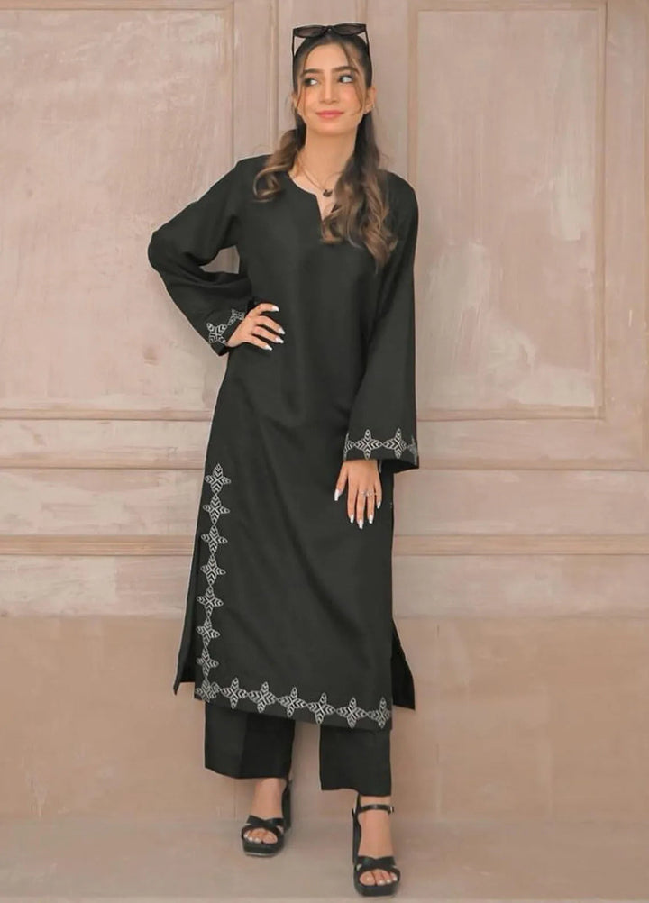 Zauk Luxury Pret Embroidered Raw Silk 2 Piece Suit Smoky Black